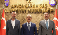 Dinar Belediye Başkanı Topçu ve Mimar Murat Can Çınar’dan Emniyet Müdürü Erol’a Makam Ziyareti