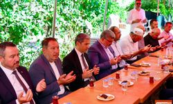 Dinar’da Vali Naci Aktaş ve Ali Özkaya’dan Başkan Veysel Topçu’ya Taziye Ziyareti
