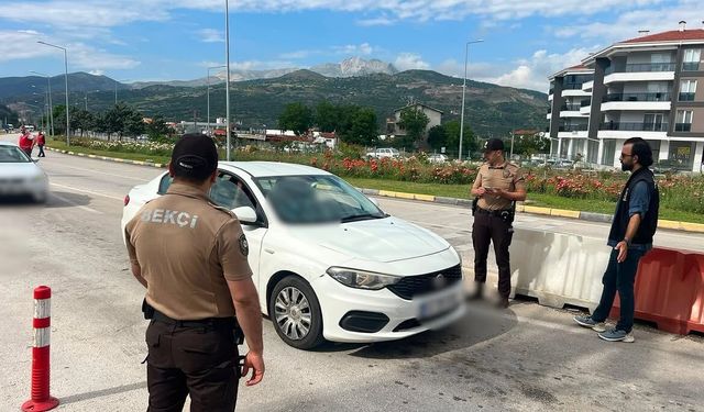 Afyon’un Komşusu Isparta’da Huzur Denetimi
