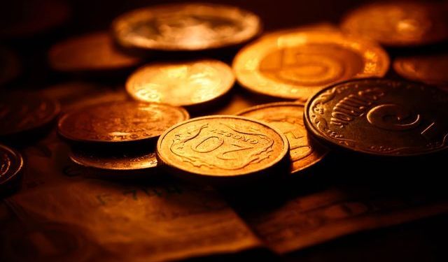 Dinar Salı Pazarı’nda Bamyanın Kilosu cep yakıyor