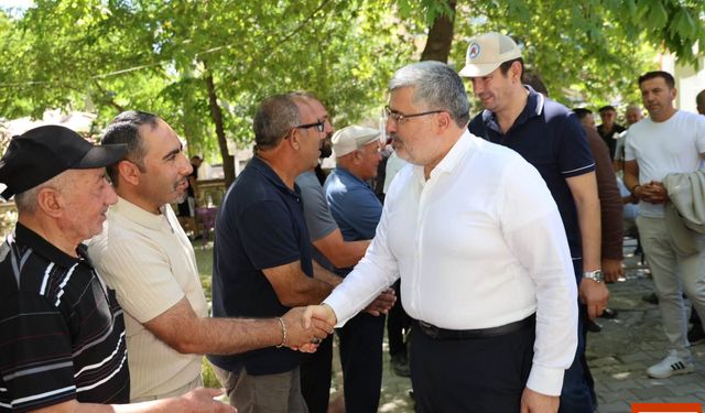 Milletvekili Ali Özkaya, Dinar Belediye Başkanı Topçu Haydarlı'yı ziyaret etti