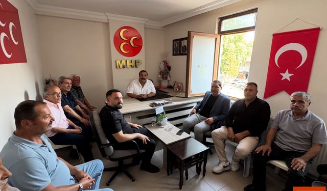 Başkan Topçu'dan MHP Dinar İlçe Başkanlığı'na Hayırlı Olsun Ziyareti
