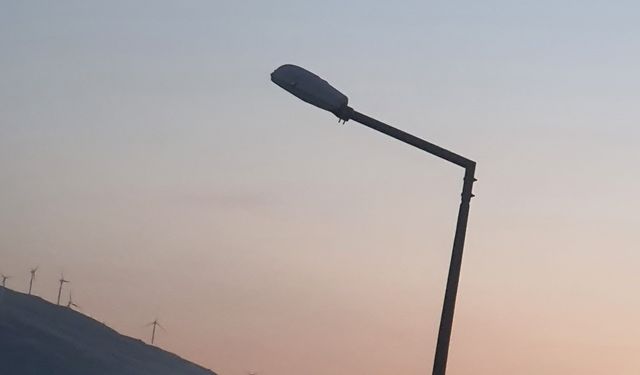 Dinar 3. Etap TOKİ’de Bazı Sokak Lambaları Sönük Kaldı