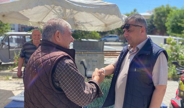 Emirdağ'da Cumartesi Pazarı Bereketi: Başkan Serkan Koyuncu Esnaf ve Vatandaşla Buluştu