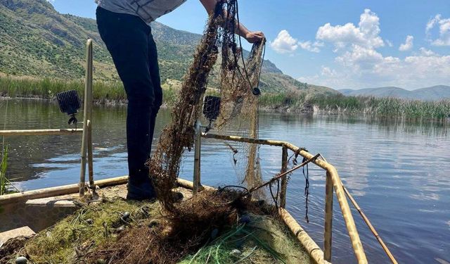 Afyonkarahisar İl Tarım ve Orman Müdürlüğü'nden Karamık Gölü'nde Su Ürünleri Denetimi