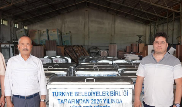 Bolvadin Belediyesi Temizlik Altyapısına Güç Katıyor: Teslim Süreci Tamamlandı
