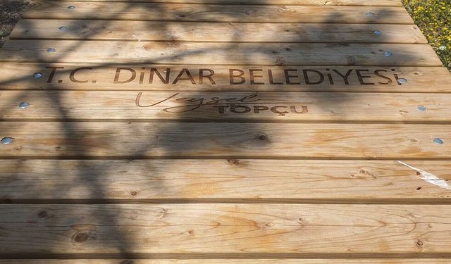 Suçıkan’ın arka tarafındaki bademliğe yeni banklar konuldu: Fotoğrafı çeken isim o sözlerle çağrıda bulundu