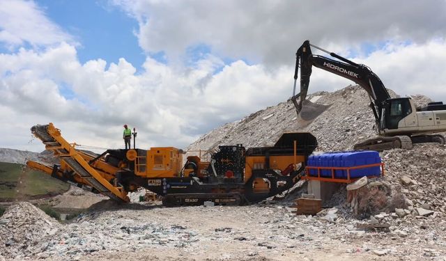 Atık Mermerler Yol Oluyor! İscehisar'da Ezber Bozan Çevre Dostu Proje