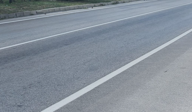 Dinar Ana Yolunda Yol Çizgi Çalışması Yapıldı