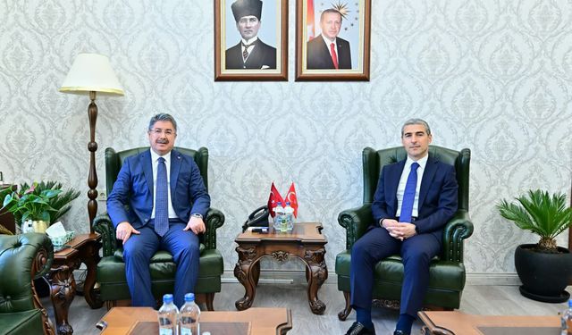 Vali Dr. Naci Aktaş’tan Eskişehir Valiliğine Ziyaret