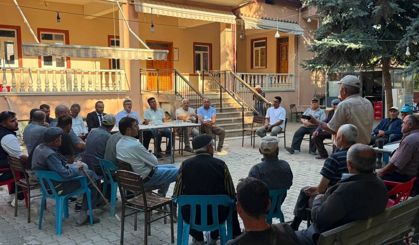 Ali Özkaya Atlıhisar Köyü'nde Vatandaşlarla Bir Araya Geldi