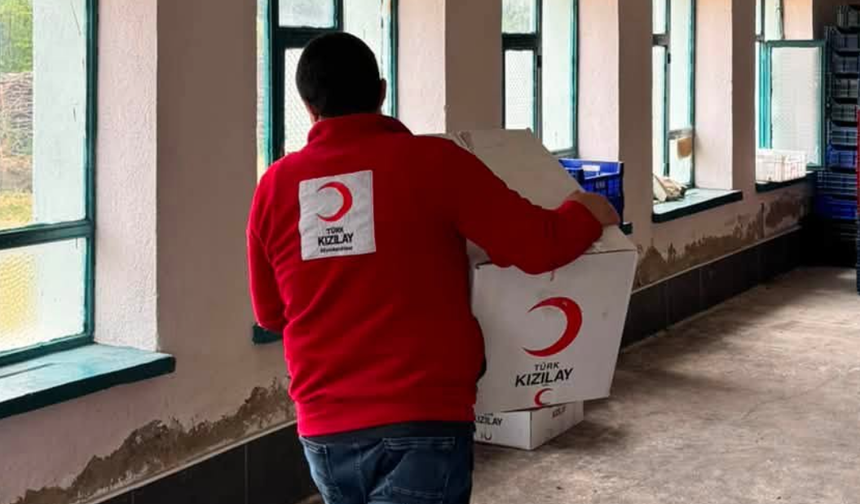 Kızılay’dan Sultandağı Doğancık’ta Su Baskınından Etkilenen Vatandaşlara Destek