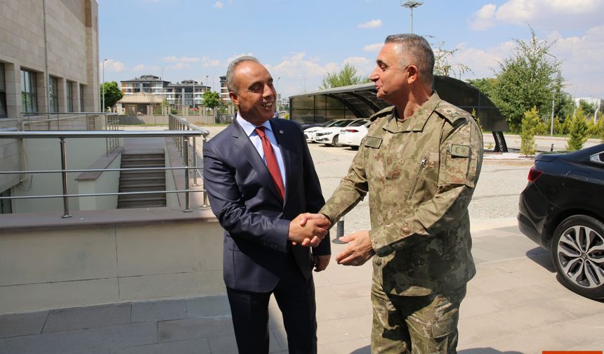 Tuğgeneral Yalçın Tecimer’den Emniyet Müdürü Ahmet Birtan Erol’a Veda Ziyareti