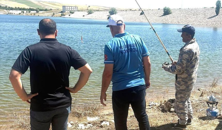 Sinanpaşa Akdeğirmen Barajı'nda Su Ürünleri Denetimi Gerçekleştirildi